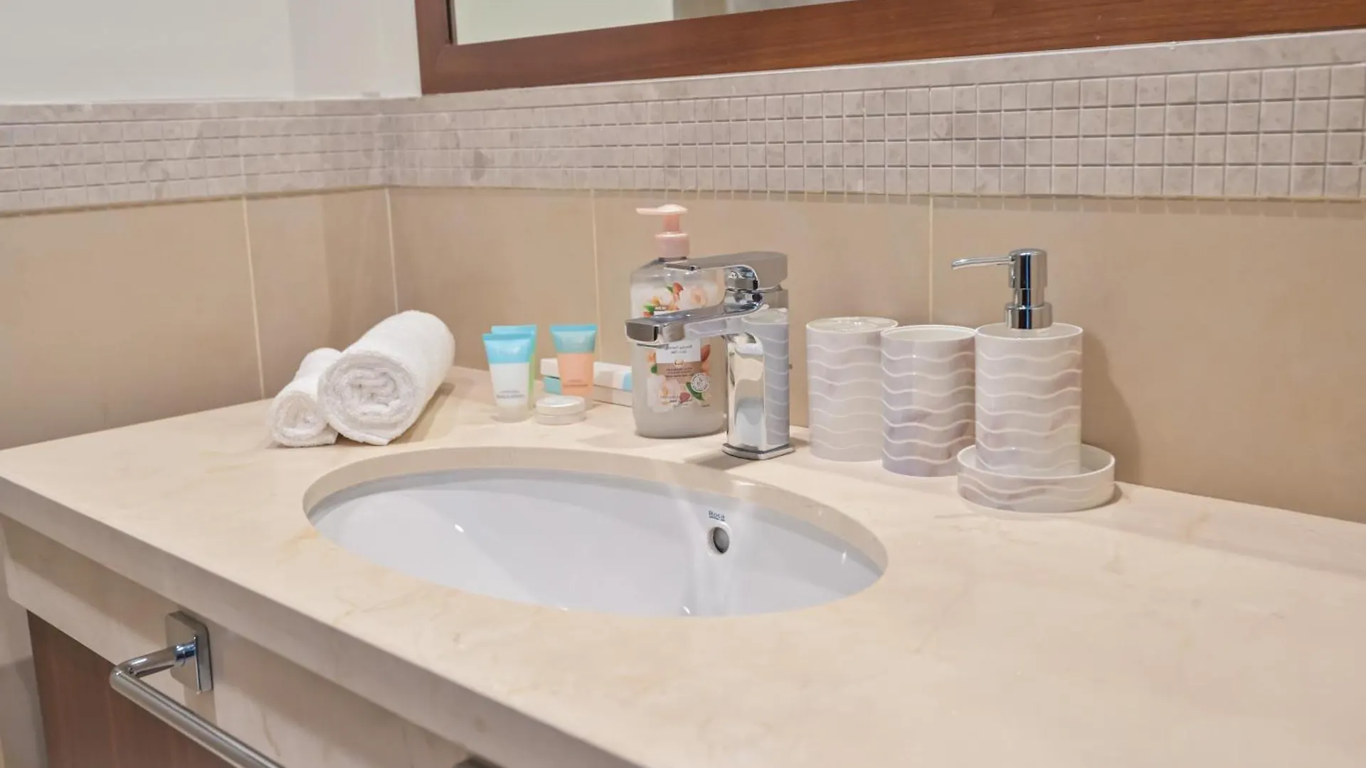 Burj Vista 2Br Luxurious Apartment Wdirect Access To Dubai Mall