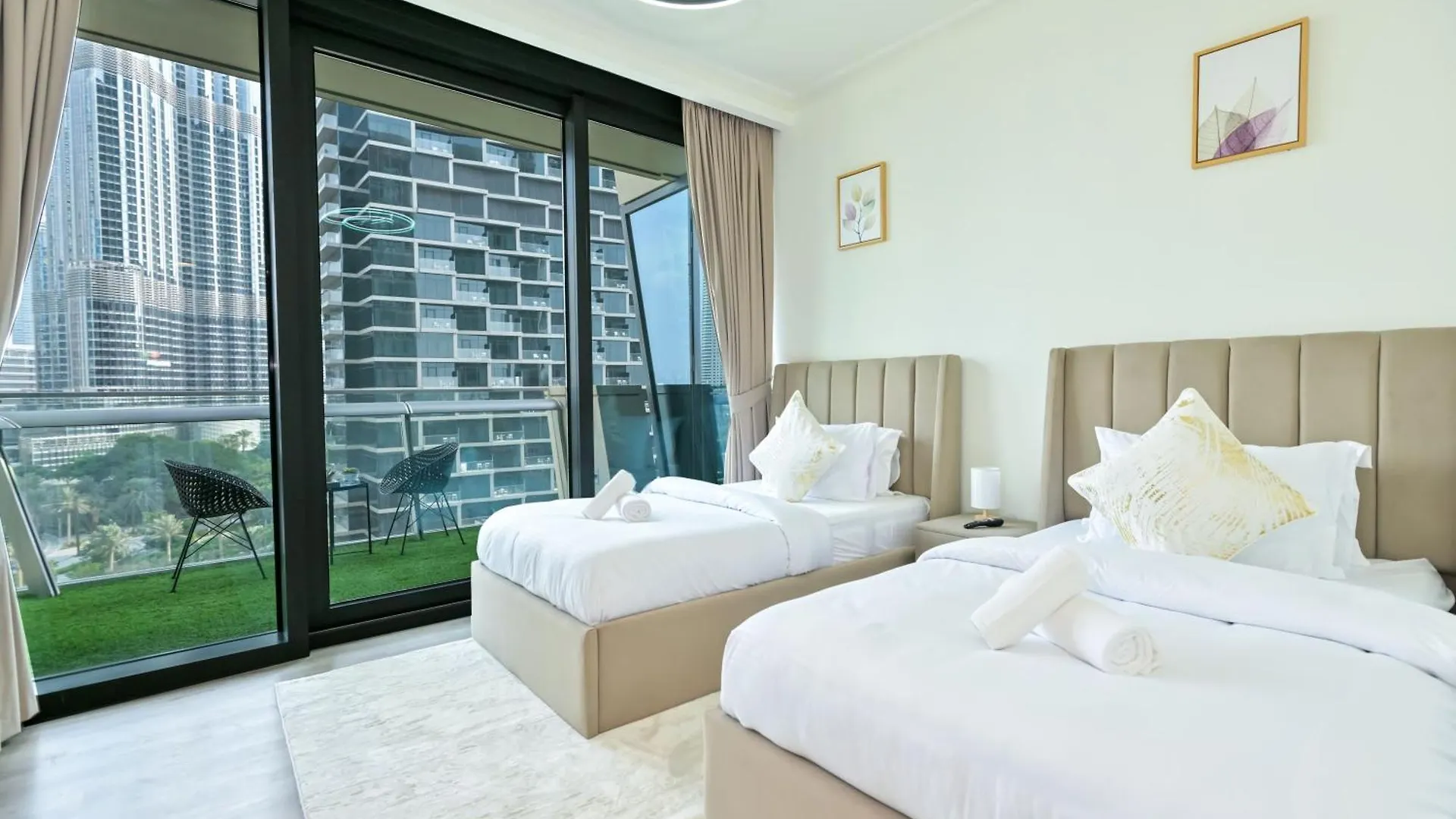 Burj Vista 2Br Luxurious Apartment Wdirect Access To Dubai Mall