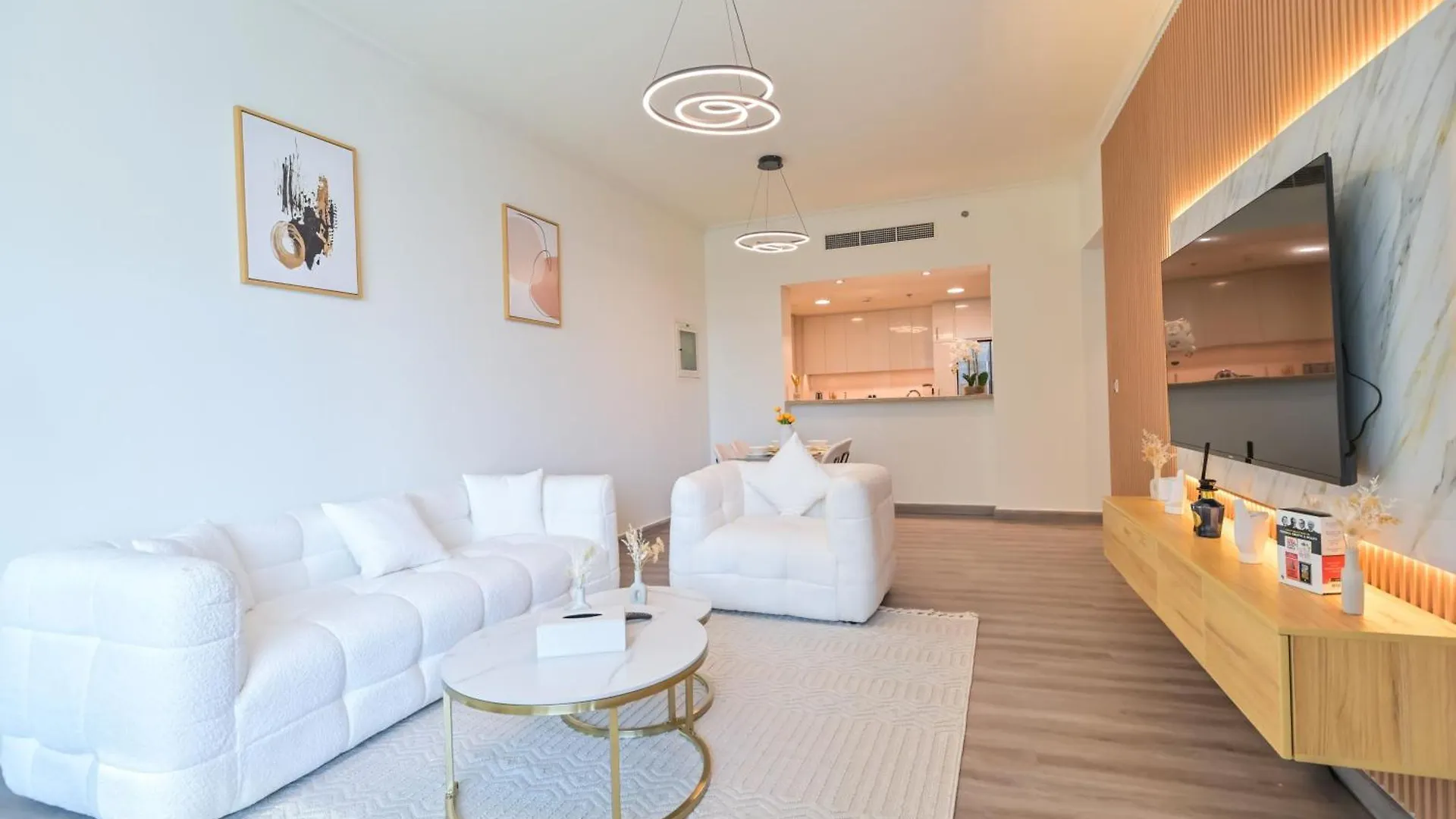 Burj Vista 2Br Luxurious Apartment Wdirect Access To Dubai Mall 0*,  United Arab Emirates